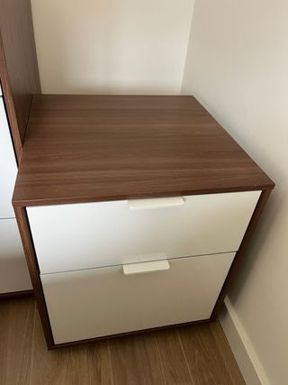 Cómoda y 2 Mesitas de Noche