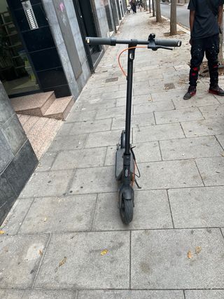 Patinete Eléctrico 1200W Pico 800W Nominal