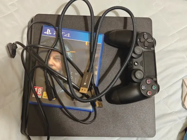 PS4 Negra + Mando DualShock 4