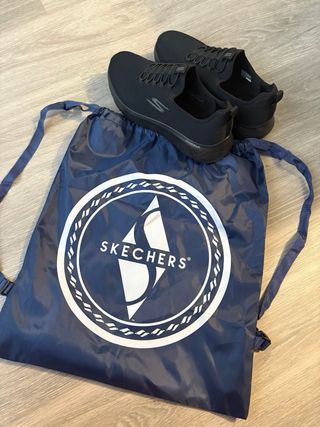 Zapatillas Skechers Negras