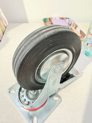 Rueda giratoria con freno 125mm