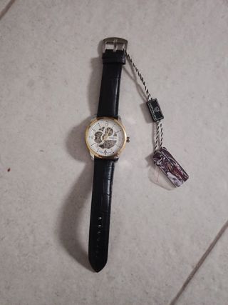 Reloj Martyn Line Negro y Dorado