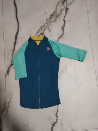 Camiseta neopreno Decathlon T7-8