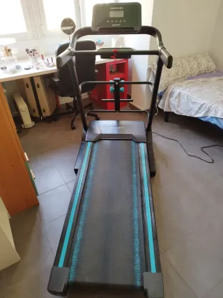 Cinta de correr Cecotec Drumfit. 