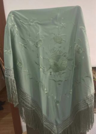 Mantón Flamenco Verde Bordado