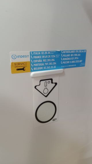 Frigorífico Indesit Gris 1.87m x 60cm