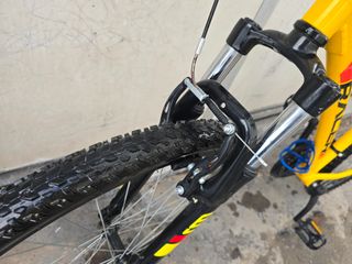 Bicicleta de adulto MTB 27.5 casi nueva