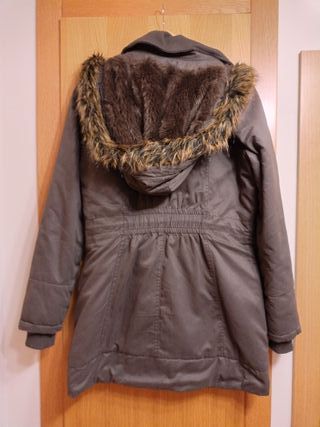 Parka Anorak verde Bershka Talla L cierre cremalle