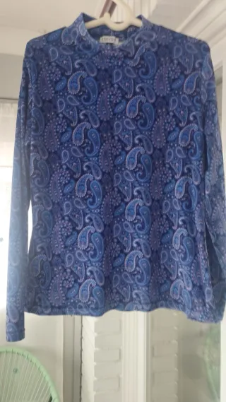 Camiseta Esprit Paisley Azul y Morado