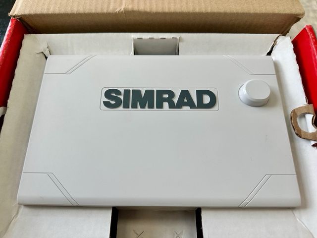 Sonda Simrad NSS EVO3 7”
