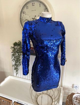 Vestido Bershka azul lentejuelas