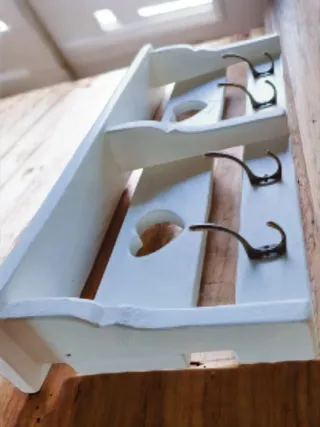 Appendiabiti shabby chic con cuori