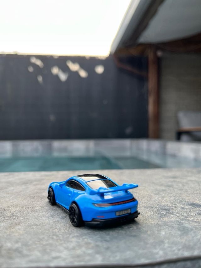 Macchina Hot Wheels Porsche Blu