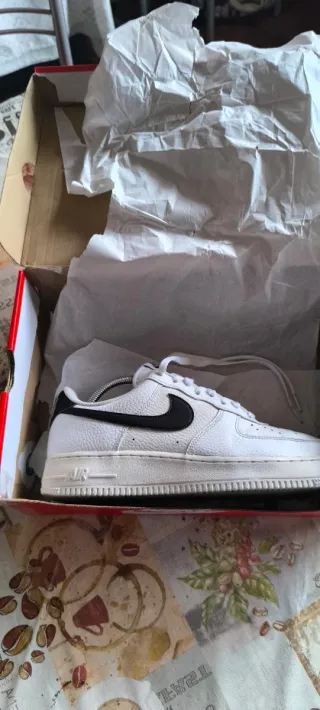 Zapatillas Nike Air Force 1 Blancas y Negras