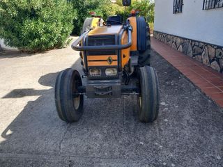 Tractor Renault 80.12 F (1991)