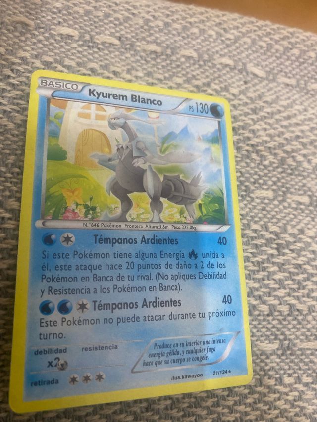 Carta Pokémon base bianca Kyurem PS 130