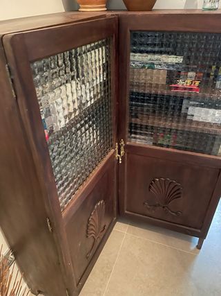 Armario Librería esquinero antiguo.