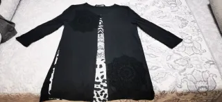 Camiseta Desigual Mujer Talla S.

