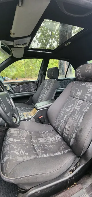 Mercedes clase e300td w210