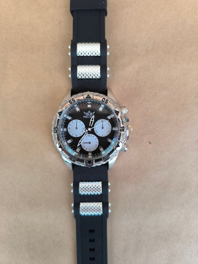 Reloj analógico de cuarzo – Correa de silicona