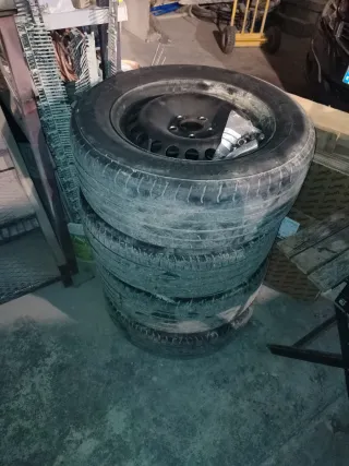 Llantas Hierro 16 Ford Smax + Tornillos