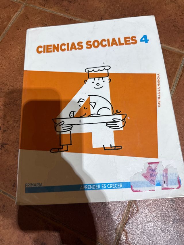 Ciencias Sociales 4.