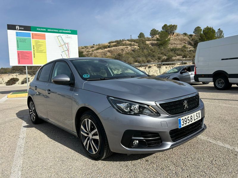 Peugeot 308 2021 - foto 1
