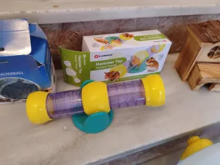 Jaula para hámster con accesorios