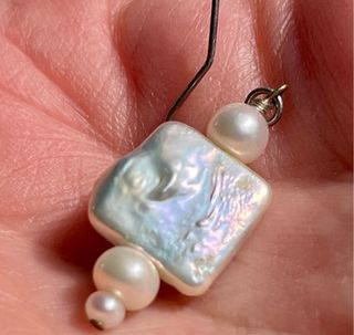 Pendientes perlas barrocas marrones y blancas