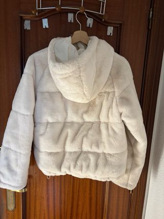 Chaqueta bomber blanca