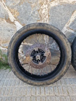 Juego Ruedas Moto Delantera y Trasera