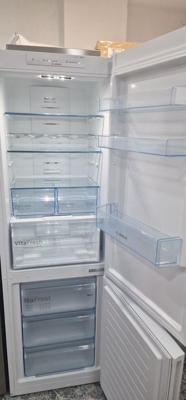 SEMINUEVA!!! NEVERA BOSCH