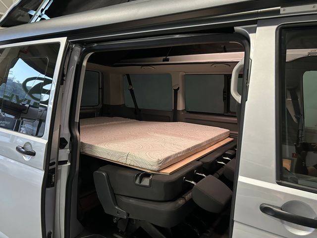 Volkswagen Caravelle 2021 Camper