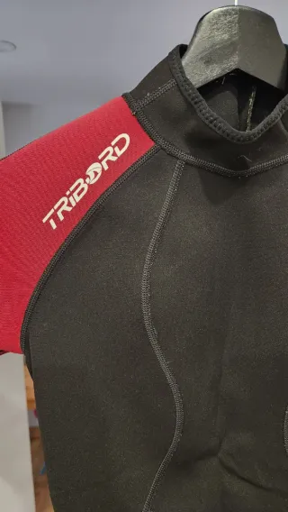 Neopreno corto Tribord. Mujer/niño. Talla S