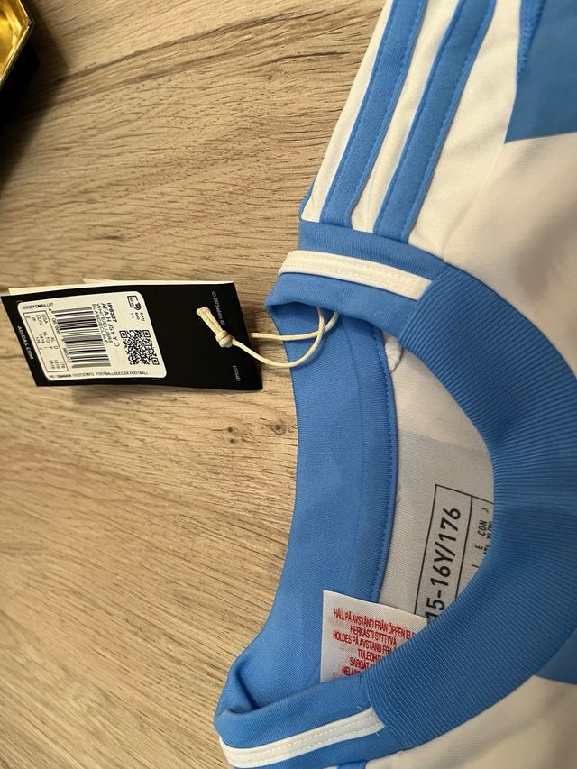 Camiseta Adidas Argentina Messi Talla 15-16 años 