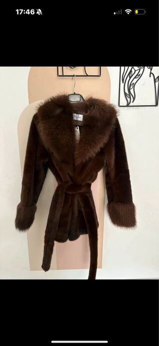 Eco pelliccia marrone nuova con cartellino