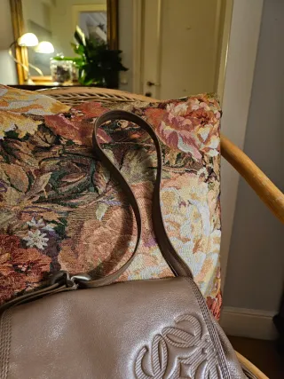 Bolso Loewe piel color topo