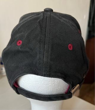 Cappellino AS Roma nero con banda multicolore