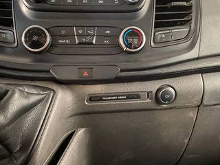 FORD Transit Custom Kombi9 2.0 TDCI 2020