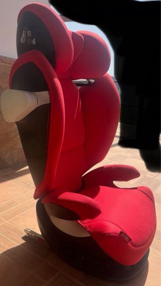 Silla de coche Cybex roja