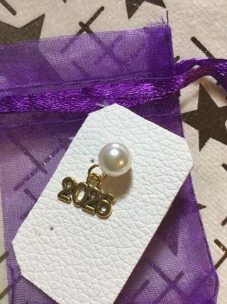 pendiente Colgante 2026 con perla