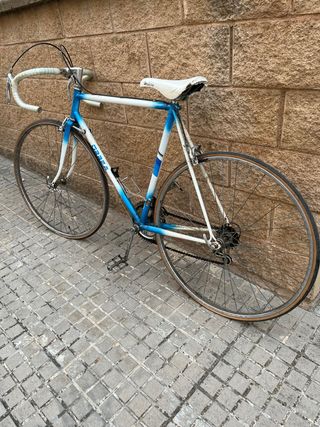 Bicicleta Clásica Orbea Azul y Blanca