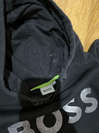 Sudadera Guess Negra Logo Triángulo