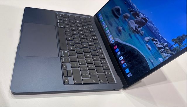 MacBook Air M3 8/256 blu 2024 webcam non funziona