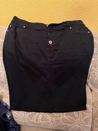 Falda vaquera azul marino botones