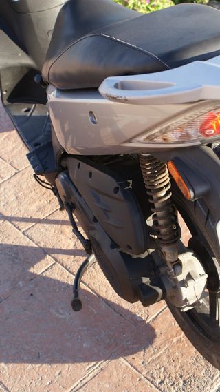 Moto Kymko Agility 125 cc