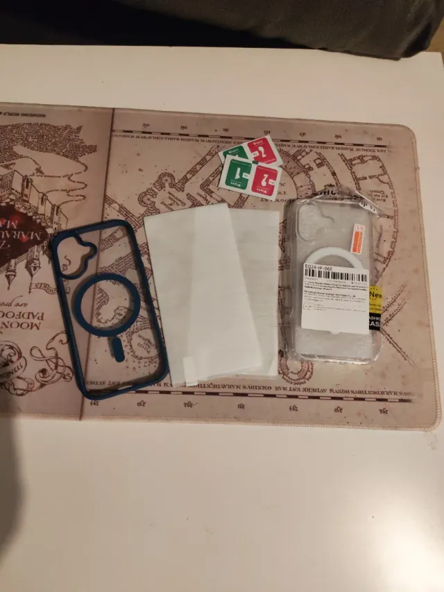 Funda iPhone 17 y Protector Pantalla