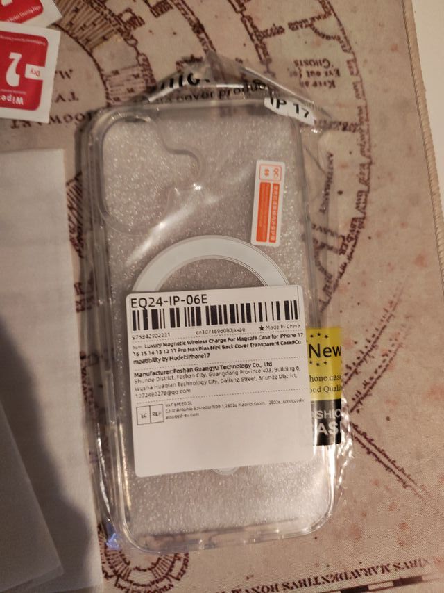 Funda iPhone 17 y Protector Pantalla