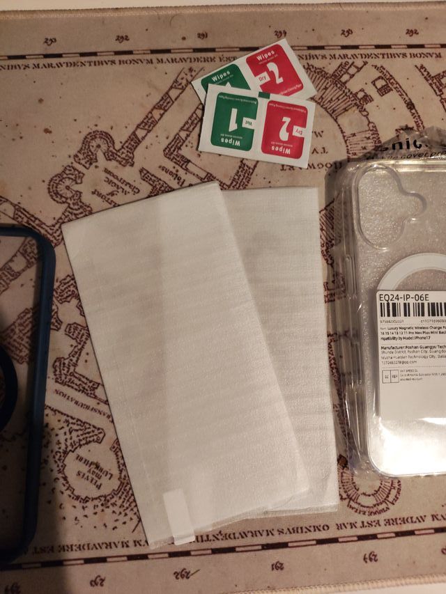 Funda iPhone 17 y Protector Pantalla