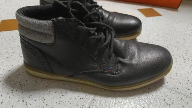 Botines hombre negros y grises